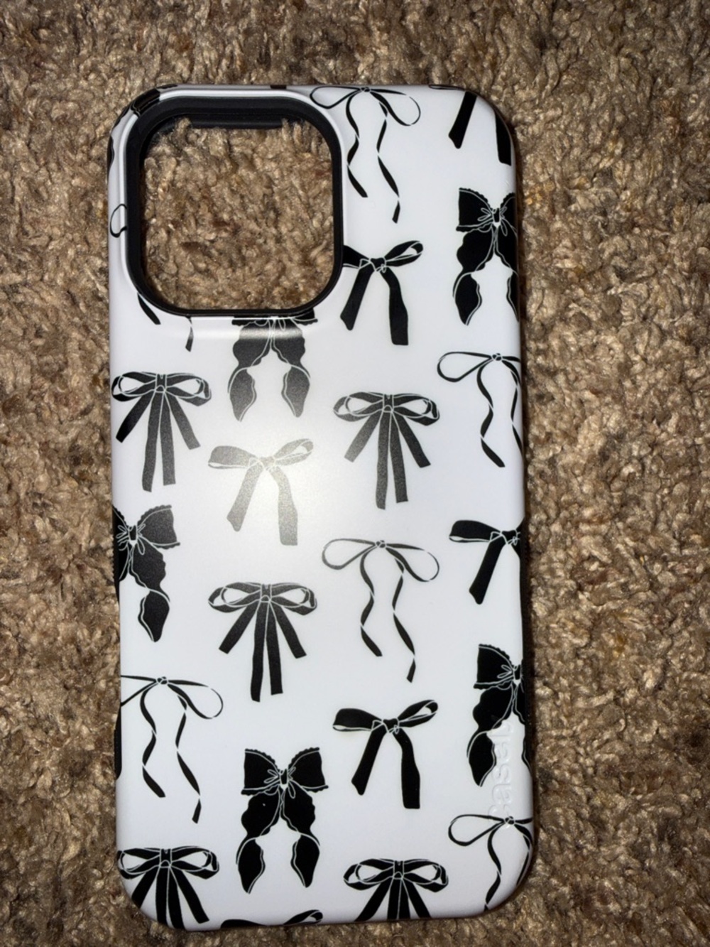 White and Black Bow Pattern Phone Case - Compatible Cell Phone Accessory